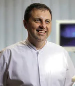 Dr Leszek Jaśkiewicz — stomatolog Wrocław Krzyki, ul. Powstańców Śląskich 148/4